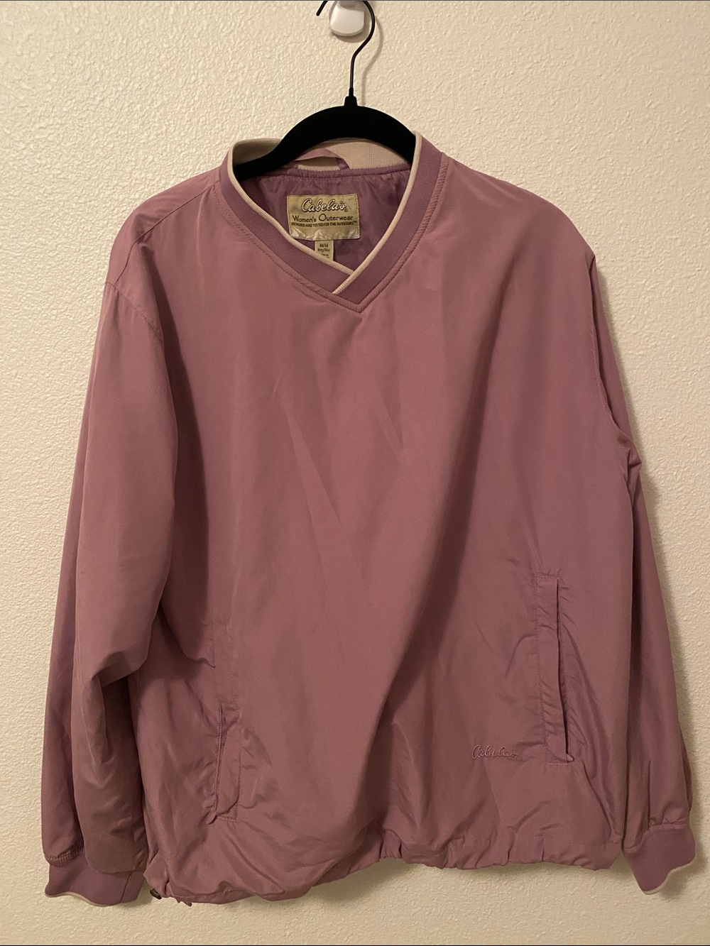 Cabela's Women's Windbreaker Pullover in Mauve with Cream Trim